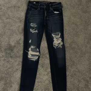 American eagle ripped skinny jeans